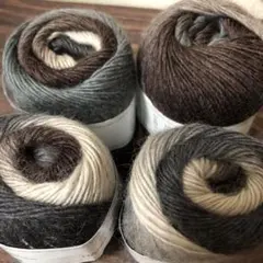 グラデーションウールヤーン4玉 モノトーン×ダークブラウン