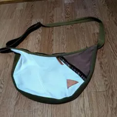 カジュアルショルダーバッグ ホワイト/オリーブ