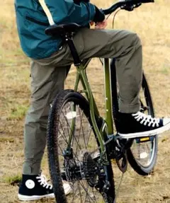 Item thumbnail for item 0e0a53ea-db9b-469c-bcf1-0423e12ec84e