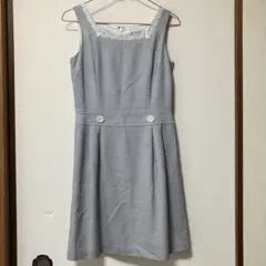 Crystal Sylph ノースリーブひざ丈ワンピース グレー