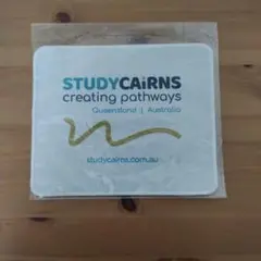 STUDYCAIRNS ロゴ入りマウスパッド