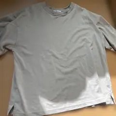 ベージュ 長袖 Tシャツ Mサイズ サイドスリット