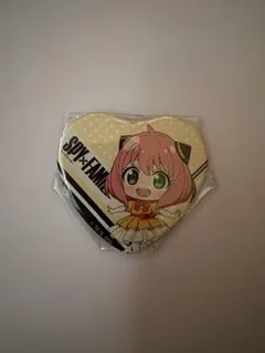 SPY×FAMILY アーニャ ハート型缶バッジ