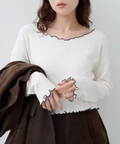 値下げしました Kastane カスタネ もちもちメロウニットプルオーバー