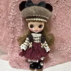 Item thumbnail for item 3d7eb7d1-bf38-481c-9c33-8ede6702f2c4