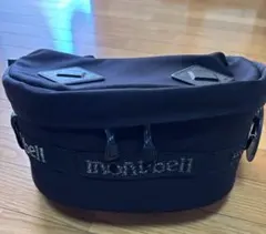 mont-bellショルダー　ウエスト カメラ　バッグ 缶バッジ付き