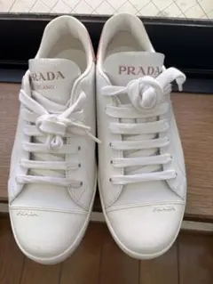 2025年最新】プラダスニーカー白の人気アイテム - メルカリ