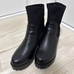 ブラック サイドゴアショートブーツ