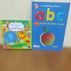 baby's very first play book など2冊 英語絵本