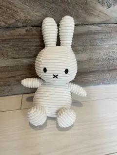 【お値下げ】ミッフィー ぬいぐるみ コーデュロイ　23cm