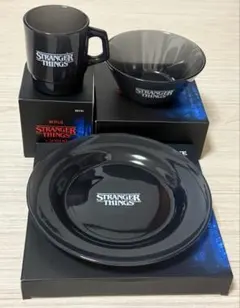 STRANGER THINGS x 3COINS 食器セット