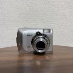 【オールドコンデジ】 SANYO Xacti DSC-S4のサムネイル