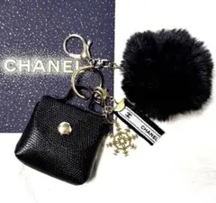 CHANEL ホリデーチャーム キーホルダー