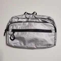 シルバー ショルダーバッグ