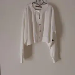 美品　アンナケリー　ホワイト カーディガン 長袖 クロップド丈