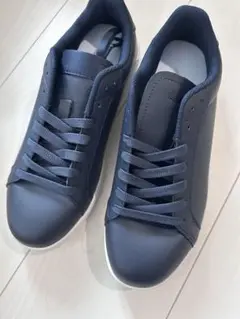 MIZUNO docomo限定スニーカー