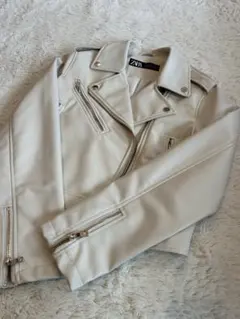 ZARA ホワイト ライダースジャケット M