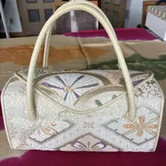 新品未使用★箱有★京都井澤屋　夏の葵バッグ　花柄刺繍 和装用バッグ ホワイト 新品未使用☆箱有☆京都井澤屋 夏の葵バッグ 花柄刺繍 和装用バッグ
