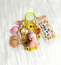 じゃらじゃらキーホルダーとマスコットのセット - メルカリ