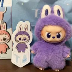 Labubu Pin for Love 正規品　ミニラブブ　T
