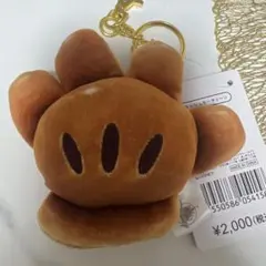 新品 ミッキー クリームパン プラッシュキーチェーン　ディズニーストア