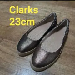Clarks　メタリックブロンズ エスパドリーユ風スリッポン 22.5 23のサムネイル