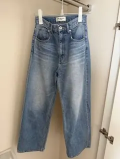 ハイウエストストレートデニムパンツ