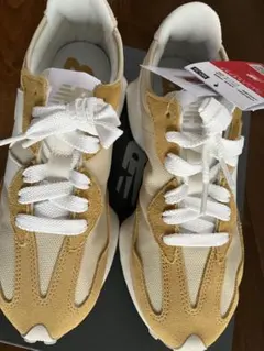 2025年最新】24cm ニューバランス 327の人気アイテム - メルカリ