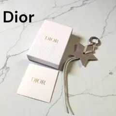 Dior　ディオール　ノベルティキーホルダー　星型チャーム