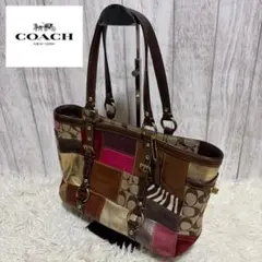 【レア】COACH ホリデー パッチワーク トート10437 シグネチャー レア】COACH ホリデー パッチワーク トート10437 シグネチャー - メルカリ