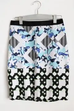 新品未使用 タグ付 peter pilotto トロピカル 花柄 タイトスカート