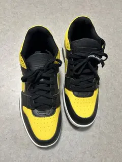 き*む様 Off-White スニーカー イエロー ブラックのサムネイル