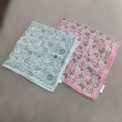 Liberty リバティ 花柄ハンカチ2枚セット