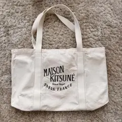 MAISON KITSUNÉ トートバッグ アイボリー　コットンのサムネイル