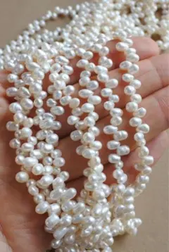 ④Aランク淡水パール（ホワイト）トップホール約5×3mm （1連）