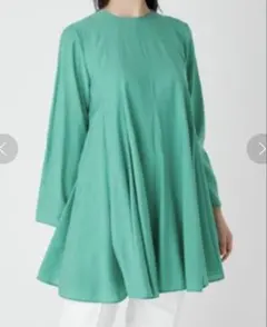 美品 ミラオーウェン　緑　長袖チュニック　ブラウス