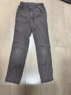 140 グレー ストレートパンツ