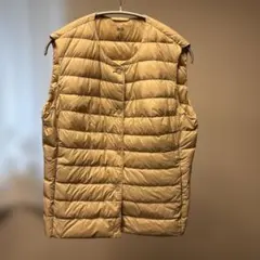 ユニクロのUNIQLO ULTRA LIGHT DOWNベスト