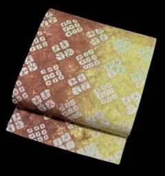 小紋　紬　総絞り　漢方染　縦縞　イエロー　ぼかし染　着物　025k 小紋 紬 総絞り 漢方染 縦縞 イエロー ぼかし染 着物 025k