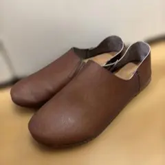 茶色くつ　　柔らかく、軽くて薄い。　　24.0cm