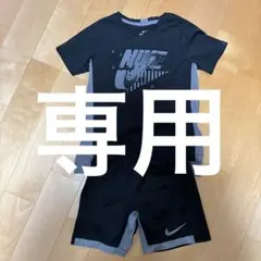 上下セット　キッズNIKE Tシャツとショートパンツセット ブラック/グレー