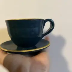 ハンドメイド陶器 カップ＆ソーサー 深緑金彩