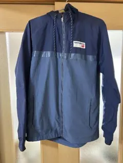 【抜群の安定感】new balance ナイロンジャケット