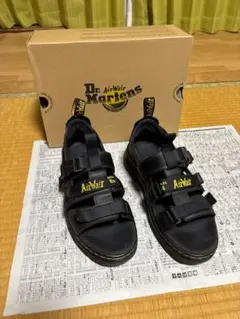 Dr.Martens PEARSONサンダル カーキ US10（28cm相当） - メルカリ