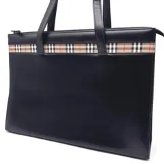 ✨良品✨バーバリー　トートバッグ　ノバチェック　A4可　ブラック