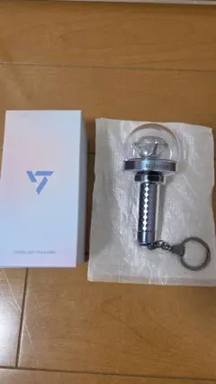 SEVENTEEN OFFICIAL LIGHT STICK キーリングのサムネイル