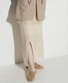 Item thumbnail for item d9bbabb5-23fe-410e-8845-84c9d4212bdc