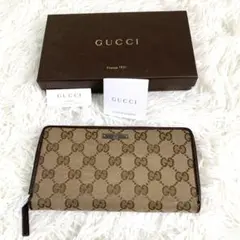 GUCCIグッチ ラウンドファスナー GGキャンバス ロゴプレート