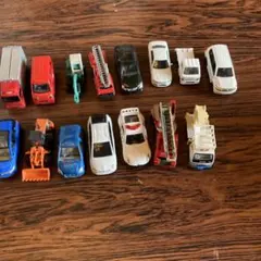 トミカ ミニカー まとめ売り 15台セット - メルカリ