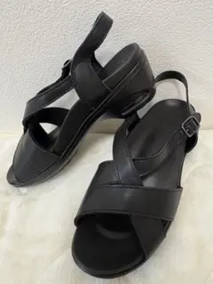 美品！　美脚サンダル　ナースシューズ　エステサロンサンダル　M ブラックのサムネイル